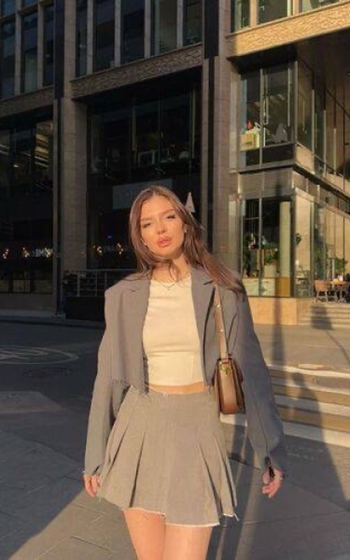 Experience Unforgettable Moments with Aspen Rouge's Enchanting Company 1 Mis Fotos