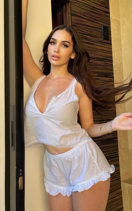 Experience Passion and Elegance with Phoenix Siren Escorts